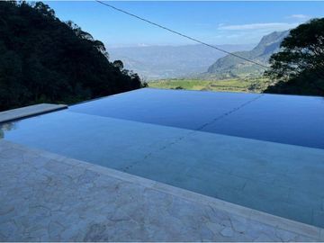 SE VENDE CASA FINCA EN EL SUROESTE ANTIOQUEÑO