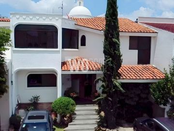 Residencia en venta Virreyes