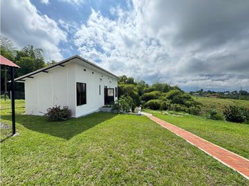 EN VENTA CASA CAMPESTRE UBICADA EN CIRCASIA QUINDIO