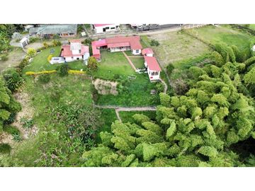 EN VENTA CASA CAMPESTRE UBICADA EN CIRCASIA QUINDIO