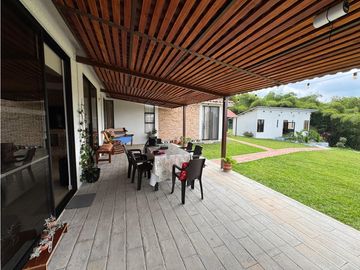 EN VENTA CASA CAMPESTRE UBICADA EN CIRCASIA QUINDIO