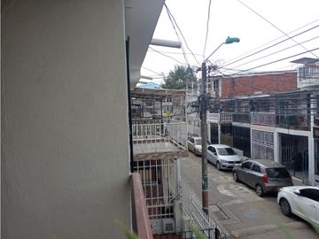 VENTA CASA  BRISAS DE LOS ALAMOS CALI