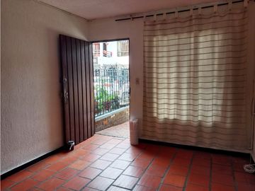 VENTA CASA  BRISAS DE LOS ALAMOS CALI