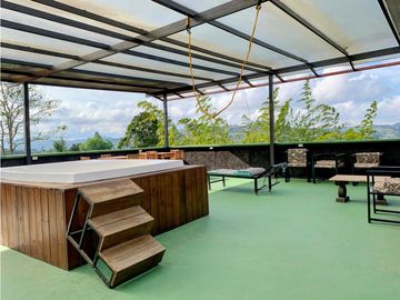 Venta de Finca/Hostal en el Peñol, con súper vista a la Represa