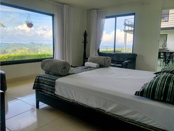 Venta de Finca/Hostal en el Peñol, con súper vista a la Represa