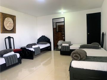 Venta de Finca/Hostal en el Peñol, con súper vista a la Represa