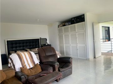 Venta de Finca/Hostal en el Peñol, con súper vista a la Represa