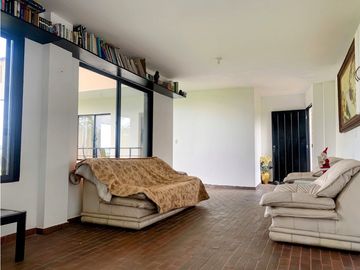 Venta de Finca/Hostal en el Peñol, con súper vista a la Represa