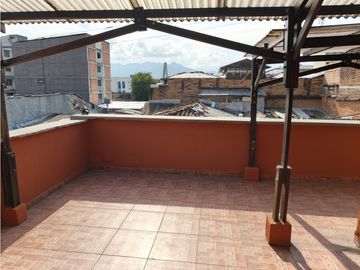 EN RENTA CASA, PEREIRA RISARALDA