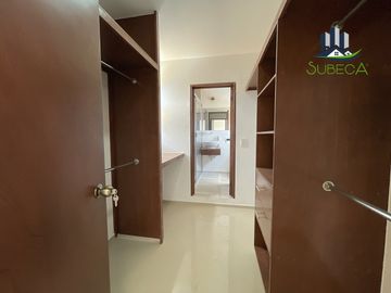 Casa en Fraccionamiento Privado Zona UV Xalapa, 3 recámaras