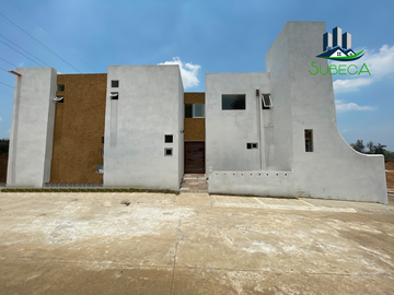 Casa en Fraccionamiento Privado Zona UV Xalapa, 3 recámaras