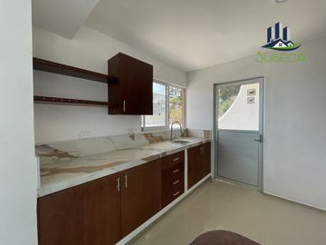 Casa en Fraccionamiento Privado Zona UV Xalapa, 3 recámaras