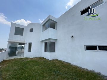 Casa en Fraccionamiento Privado Zona UV Xalapa, 3 recámaras