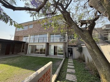 Casa en Cerrada de Lomas de las Palmas (N)