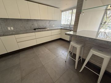 Casa en Cerrada de Lomas de las Palmas (N)