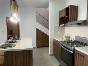 Casa en Venta en Tijuana, modelo Marsella con Vista al Mar
