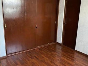 VENTA DE CASA CON USO DE SUELO EN RESIDENCIAL COLÓN EN TOLUCA