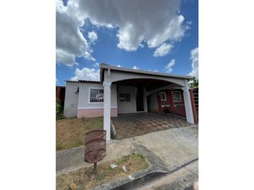 SE VENDE CASA EN LAS ARBOLEDAS, Los Almendros