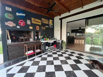 CASA EN VENTA - CLUB DE CAMPO SAN ROQUE Comarcas de Luján
