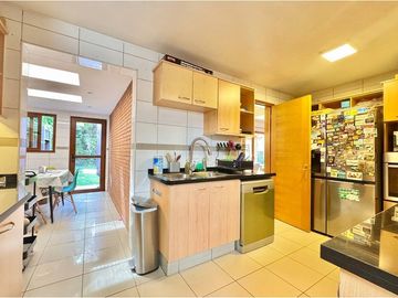 ENCANTADORA CASA EN CONDOMINIO - LO BARNECHEA