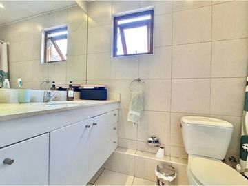 ENCANTADORA CASA EN CONDOMINIO - LO BARNECHEA