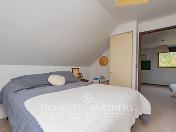 Venta de Casa con excelente ubicación y conexión a pasos de rojas magallanes.