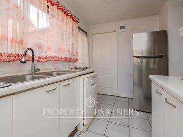 Venta de Casa con excelente ubicación y conexión a pasos de rojas magallanes.