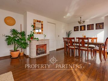 Venta de Casa con excelente ubicación y conexión a pasos de rojas magallanes.