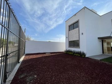 CASA EN VENTA EN SAN JUAN DEL RIO QUERETARO
