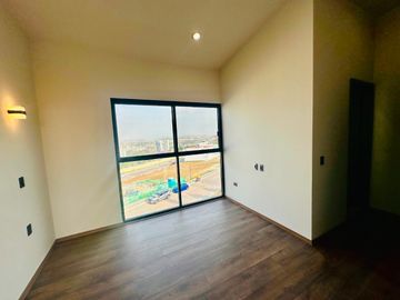 ESTRENA EXCLUSIVA CASA DE DOBLE VISTA EN RESIDENCIAL GRAN RESERVA