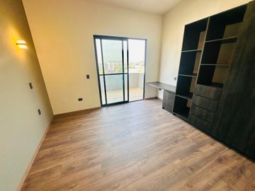 ESTRENA EXCLUSIVA CASA DE DOBLE VISTA EN RESIDENCIAL GRAN RESERVA