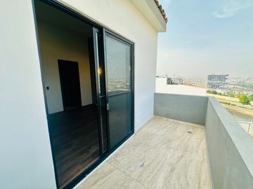 ESTRENA EXCLUSIVA CASA DE DOBLE VISTA EN RESIDENCIAL GRAN RESERVA