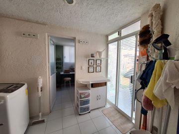 Casa en venta en el Fraccionamiento Amates, Col. Zerezotla, San Pedro Cholula.