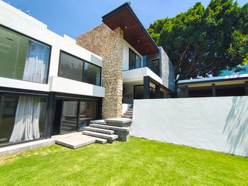 Casa Residencial de Lujo! en Venta, Fraccionamiento Las Animas, Puebla