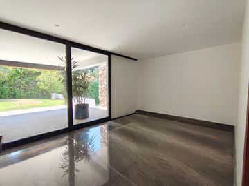 Casa Residencial de Lujo! en Venta, Fraccionamiento Las Animas, Puebla