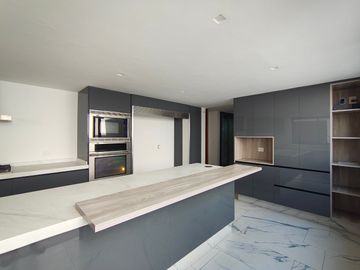 Casa Residencial de Lujo! en Venta, Fraccionamiento Las Animas, Puebla