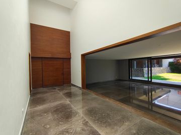 Casa Residencial de Lujo! en Venta, Fraccionamiento Las Animas, Puebla
