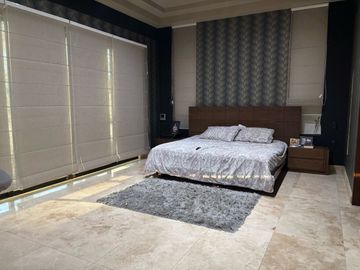 Residencia en 1ra etapa, de una Planta con vista a Campo de Golf en Altozano.