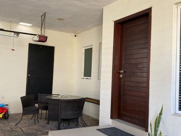 CASA EN VENTA  DE 1 PISO CON ALBERCA EN AMPL. UNIDAD NACIONAL