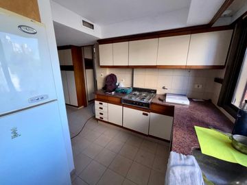 Departamento en venta - 3 Dormitorios 3 Baños - Cochera - La Plata