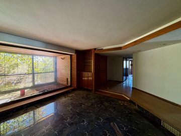 Departamento en venta - 3 Dormitorios 3 Baños - Cochera - La Plata