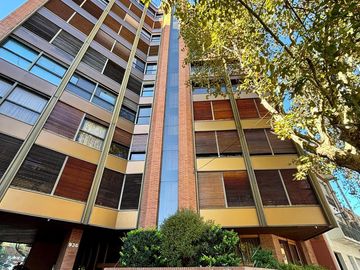 Departamento en venta - 3 Dormitorios 3 Baños - Cochera - La Plata