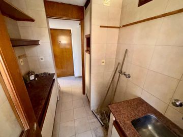 Departamento en venta - 3 Dormitorios 3 Baños - Cochera - La Plata