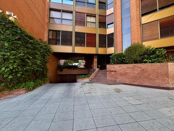 Departamento en venta - 3 Dormitorios 3 Baños - Cochera - La Plata