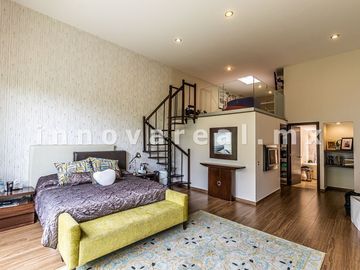 Casa a unos pasos de Hacienda Valle Escondido