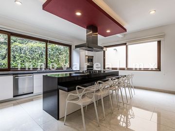 Casa a unos pasos de Hacienda Valle Escondido