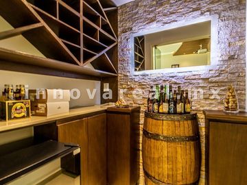 Casa a unos pasos de Hacienda Valle Escondido