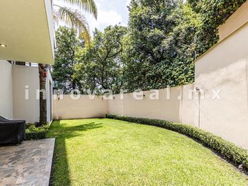Casa a unos pasos de Hacienda Valle Escondido