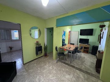 Pje. Schmit 261, San Lorenzo.