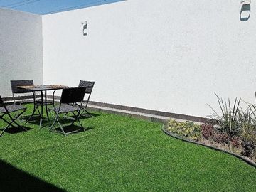 Casa en Venta en Cañadas del Arroyo, 3 Recámaras, Roof Garden, Diseño de Autor